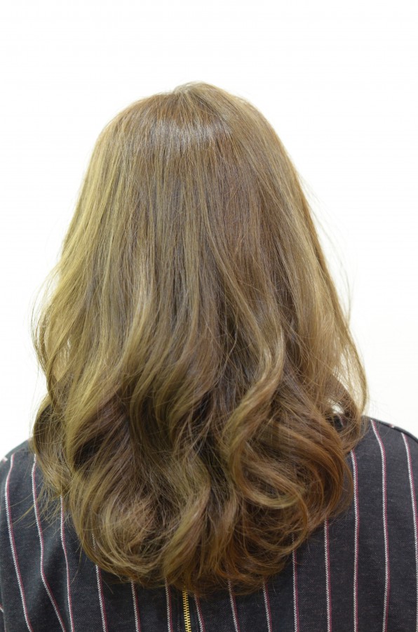 王道コンサバスタイルBack写真