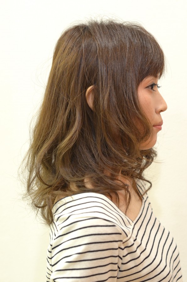 ナチュラルパーマスタイルSide写真