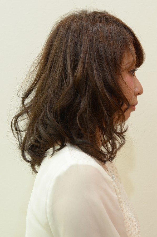 愛されふんわりパーマスタイルSide写真